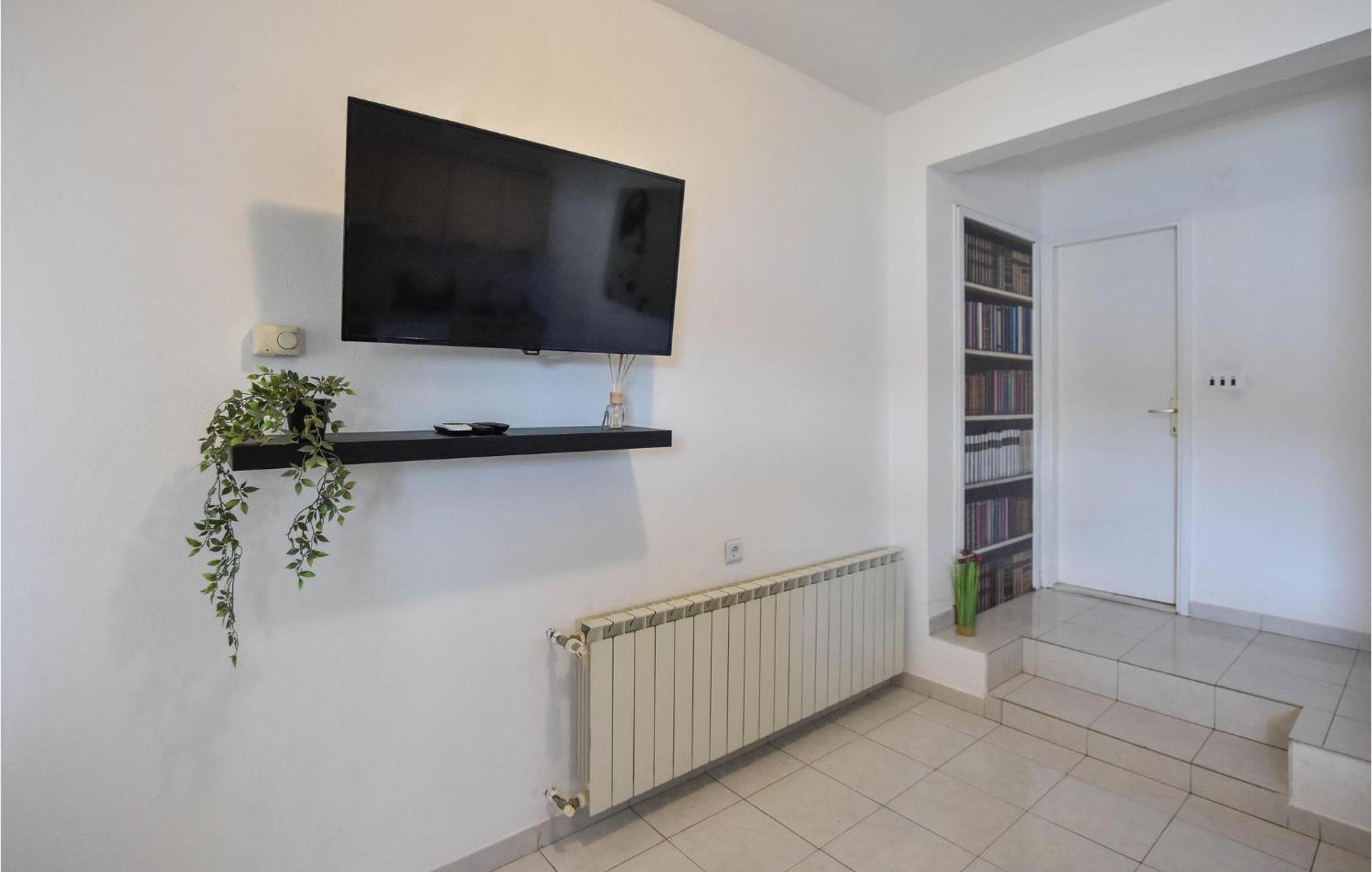 Nice Home In Poljica With House Sea View Marina Ngoại thất bức ảnh